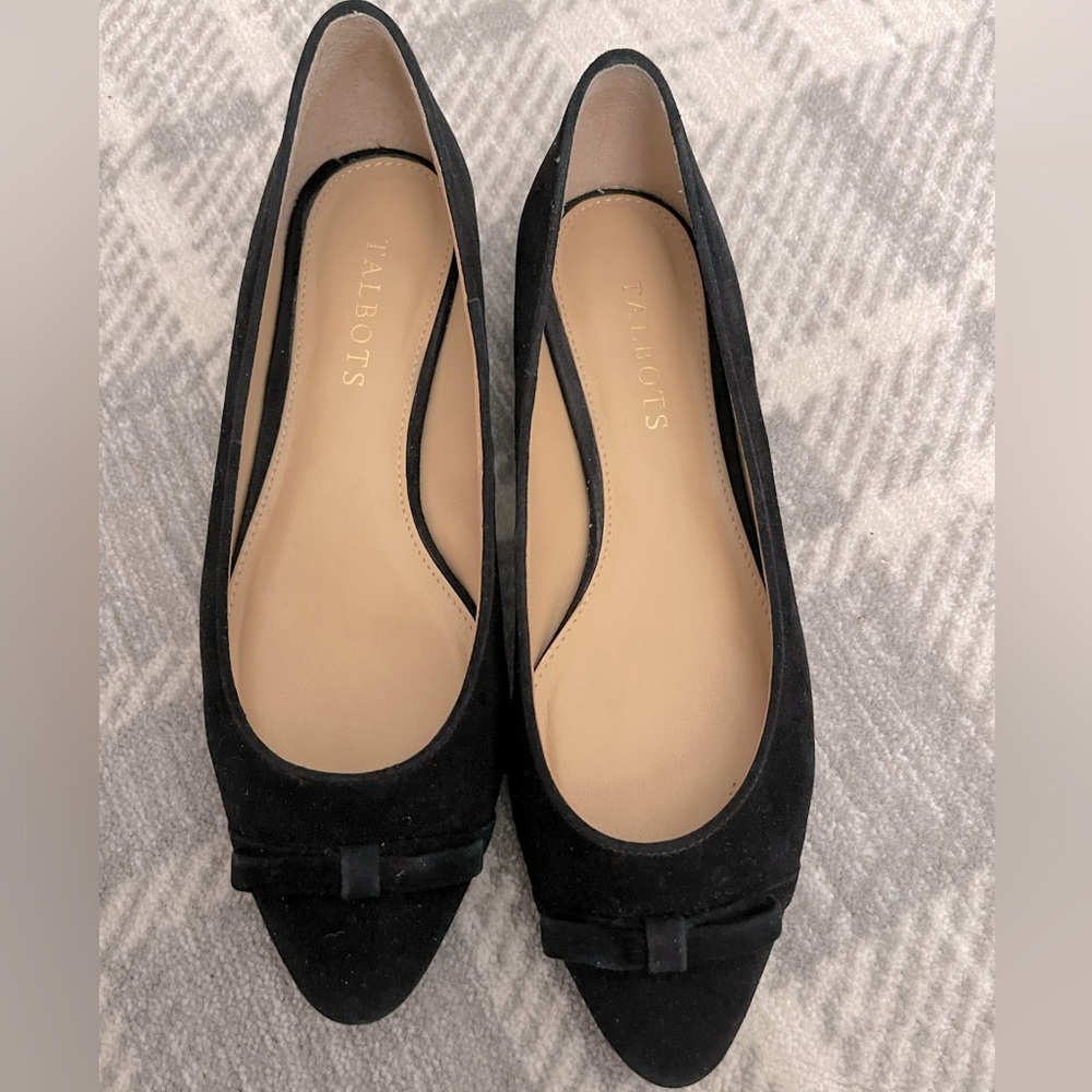 Talbots black suede flats with bow detail